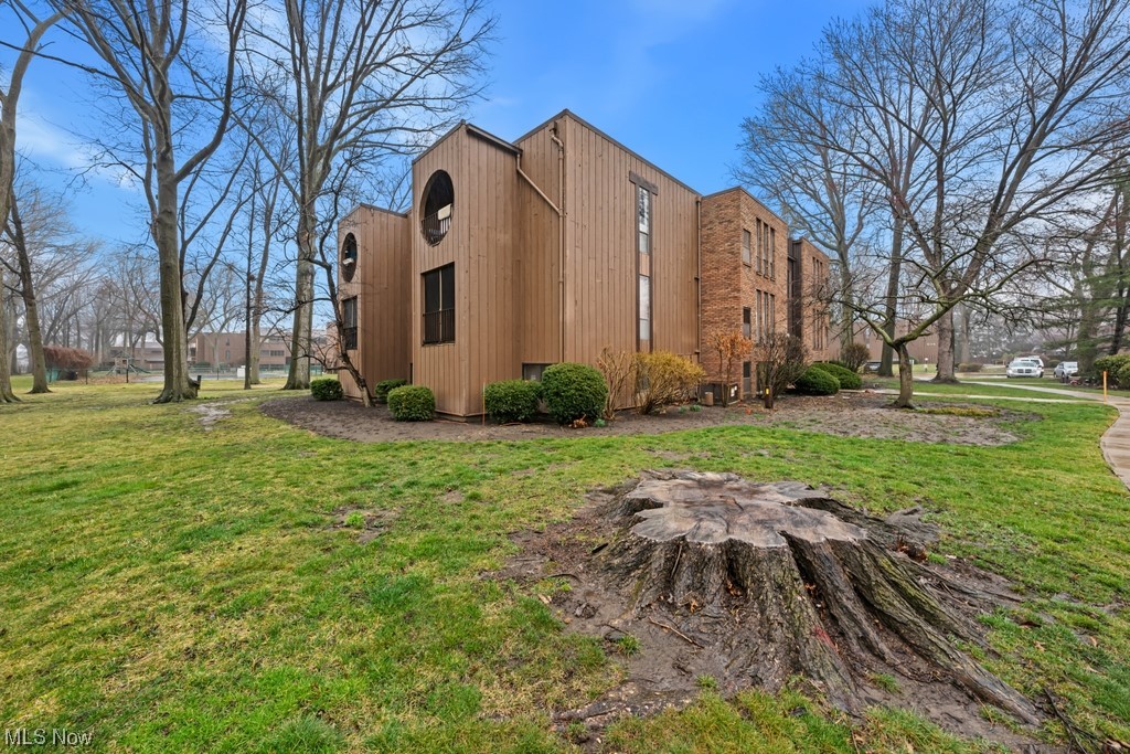 Smugglers Cove Condo 01 - Residential