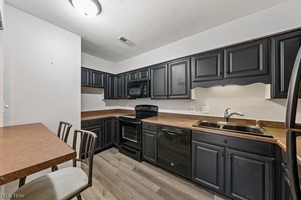 Smugglers Cove Condo 01 - Residential