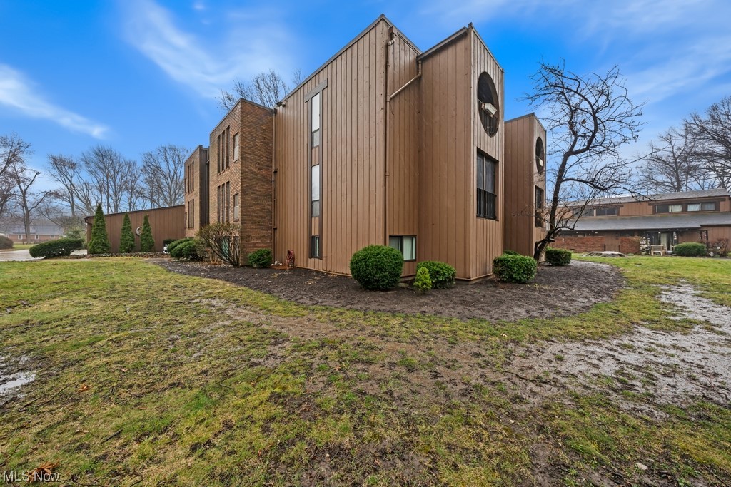 Smugglers Cove Condo 01 - Residential