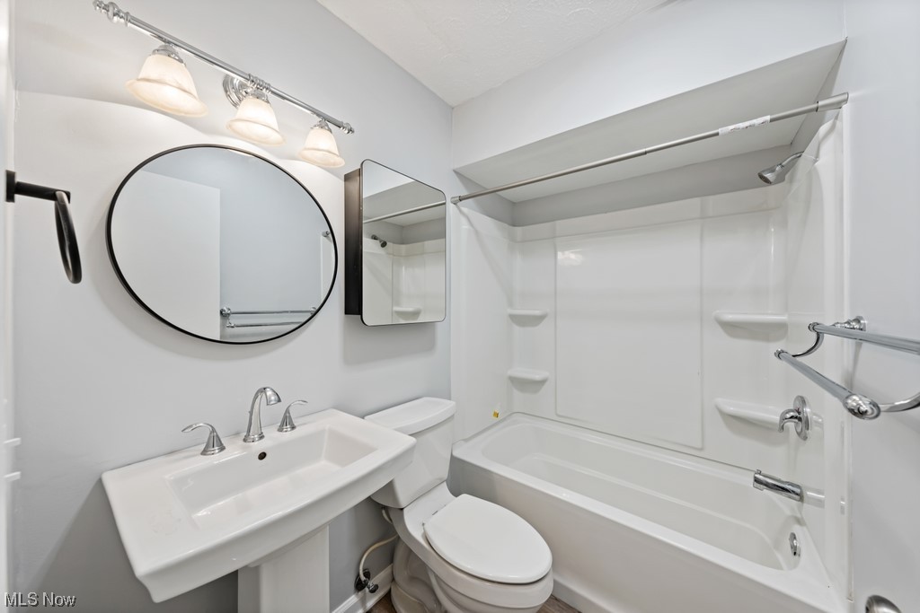 Smugglers Cove Condo 01 - Residential