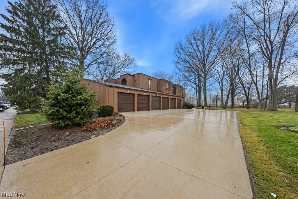 Smugglers Cove Condo 01 - Residential