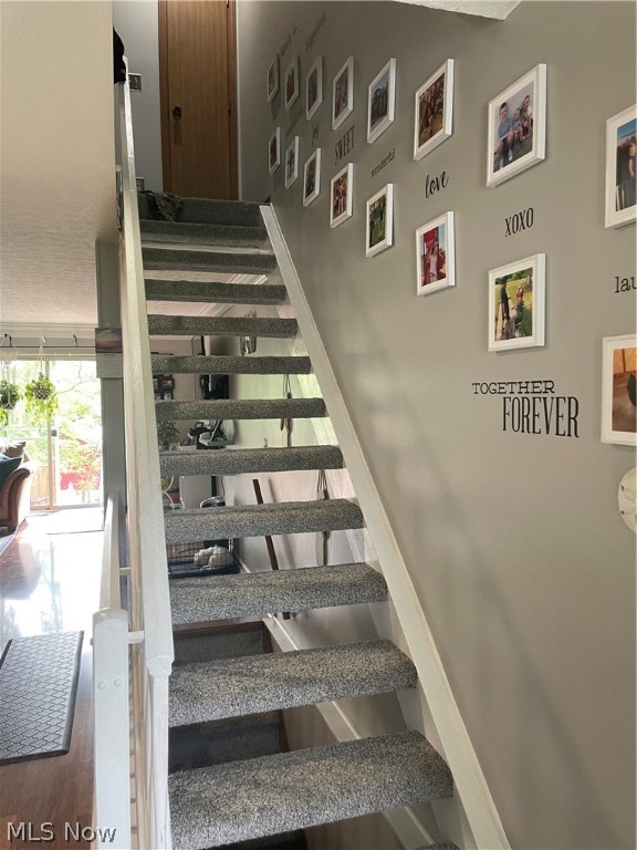 Wrens Cross Townhomes - Residential