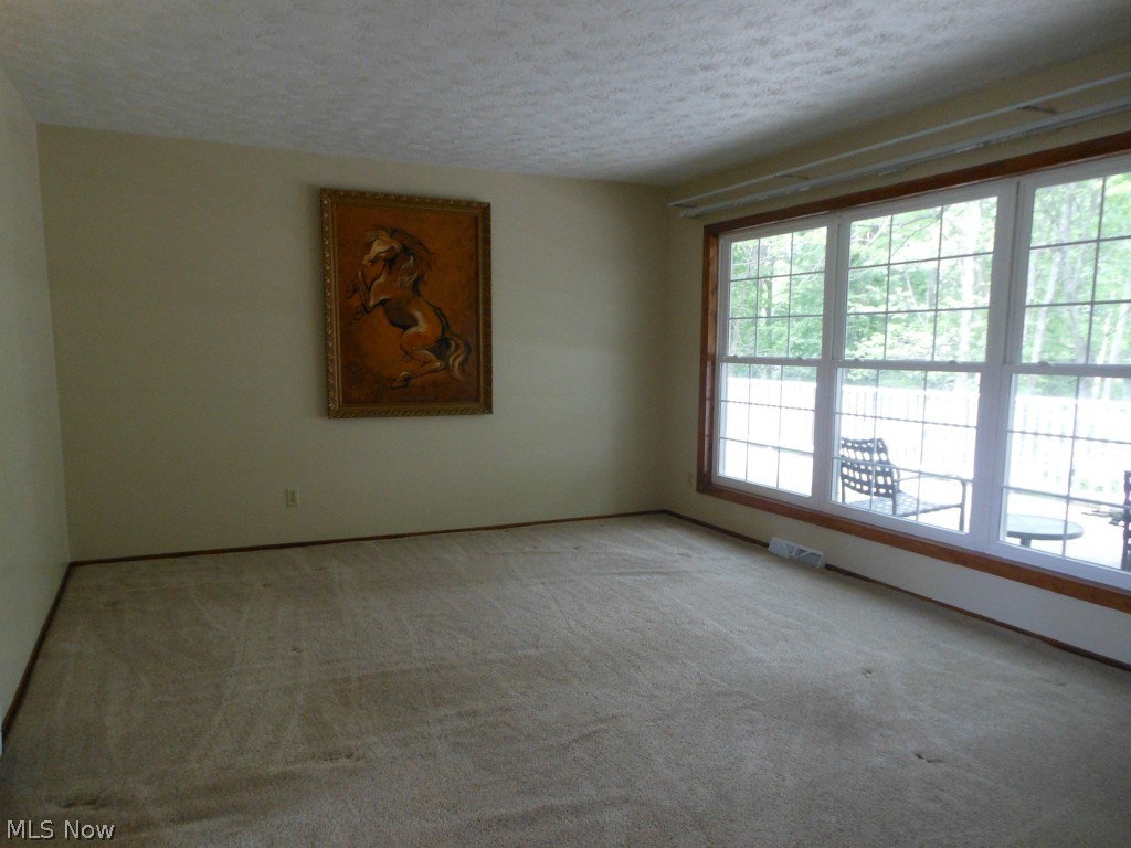 Laurel Ridge - Residential