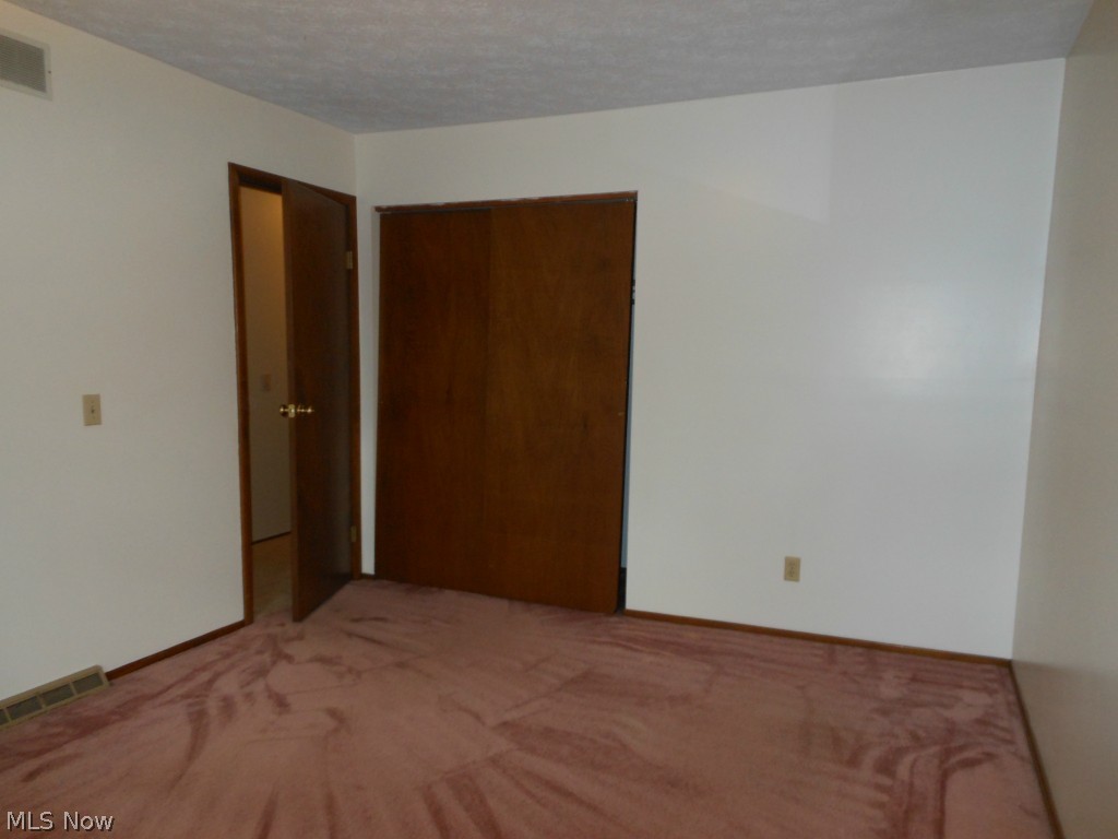 Laurel Ridge - Residential