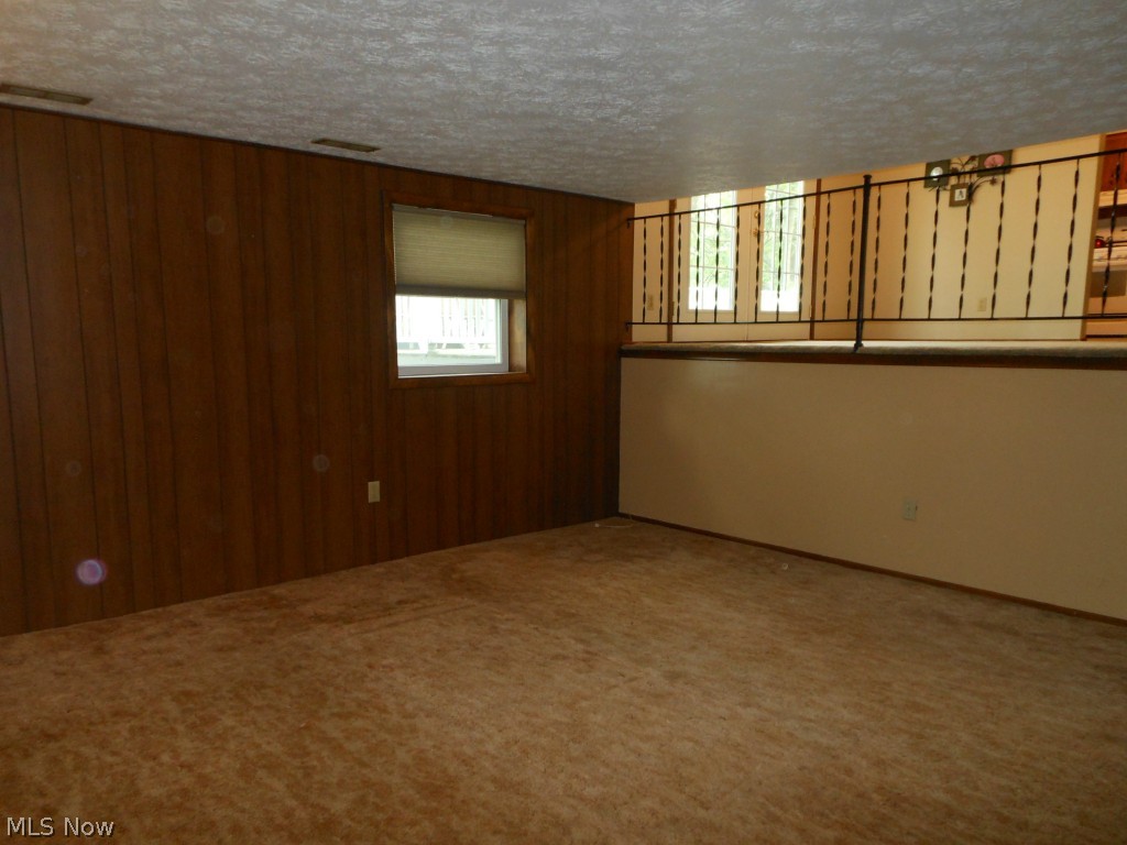 Laurel Ridge - Residential