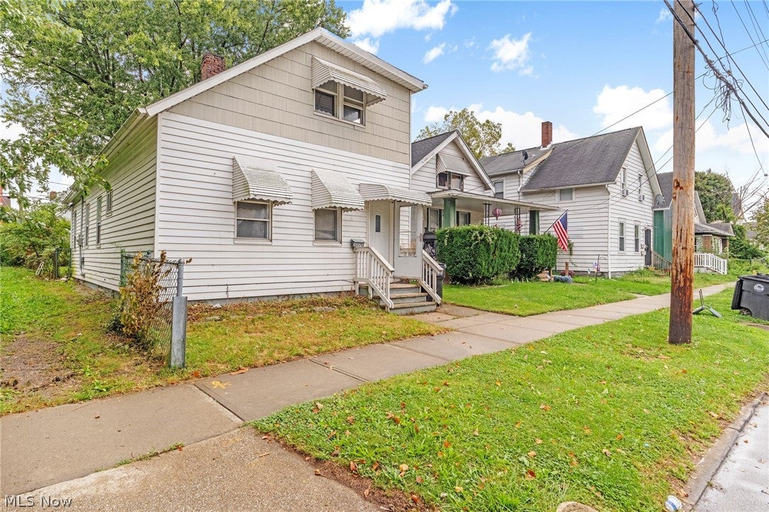 3273 W 44th Street