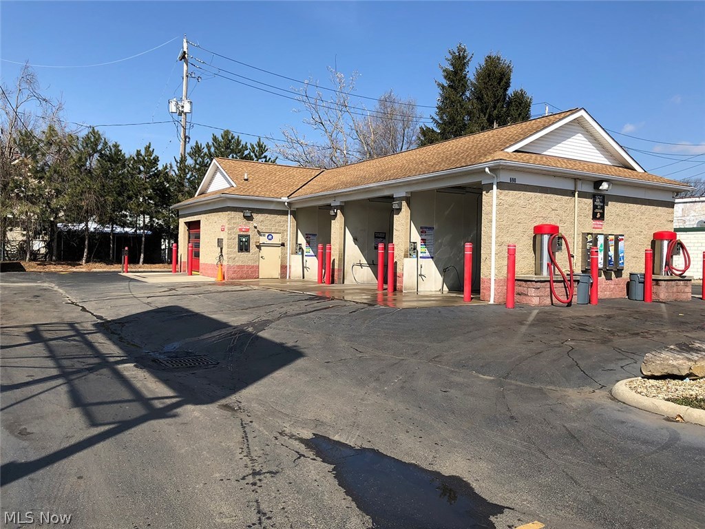 Business Opportunity - North Akron Rapid Wash - Automatic Car Wash with 3 Self-Serve Bays - All Brick Building - ABSOLUTE AUCTION, all sells to the highest bidder on location: TUESDAY - MAY 1, 2018 - 1:00 PM - Real estate comprises a good, solid all-brick car wash built in 2006. Currently in operation, stop by and view anytime. Automatic car wash with Belanger Vector rapid wash system and air lift doors (new 2016). The other 3 bays are self-serve w/ high-pressure wands. (2) new coin-op vacuums in 2017. Equipment up to date and has been well maintained. Half bath in the utility area. City utilities and security cameras. Great investment potential! Owner will operate until deed transfer and all on-hand wash solution will transfer. TERMS ON REAL ESTATE: 10% down auction day, balance due at closing. A 10% buyer's premium will be added to the highest bid to establish the purchase price, which goes to the seller. Any desired inspections must be made prior to bidding. All information containe