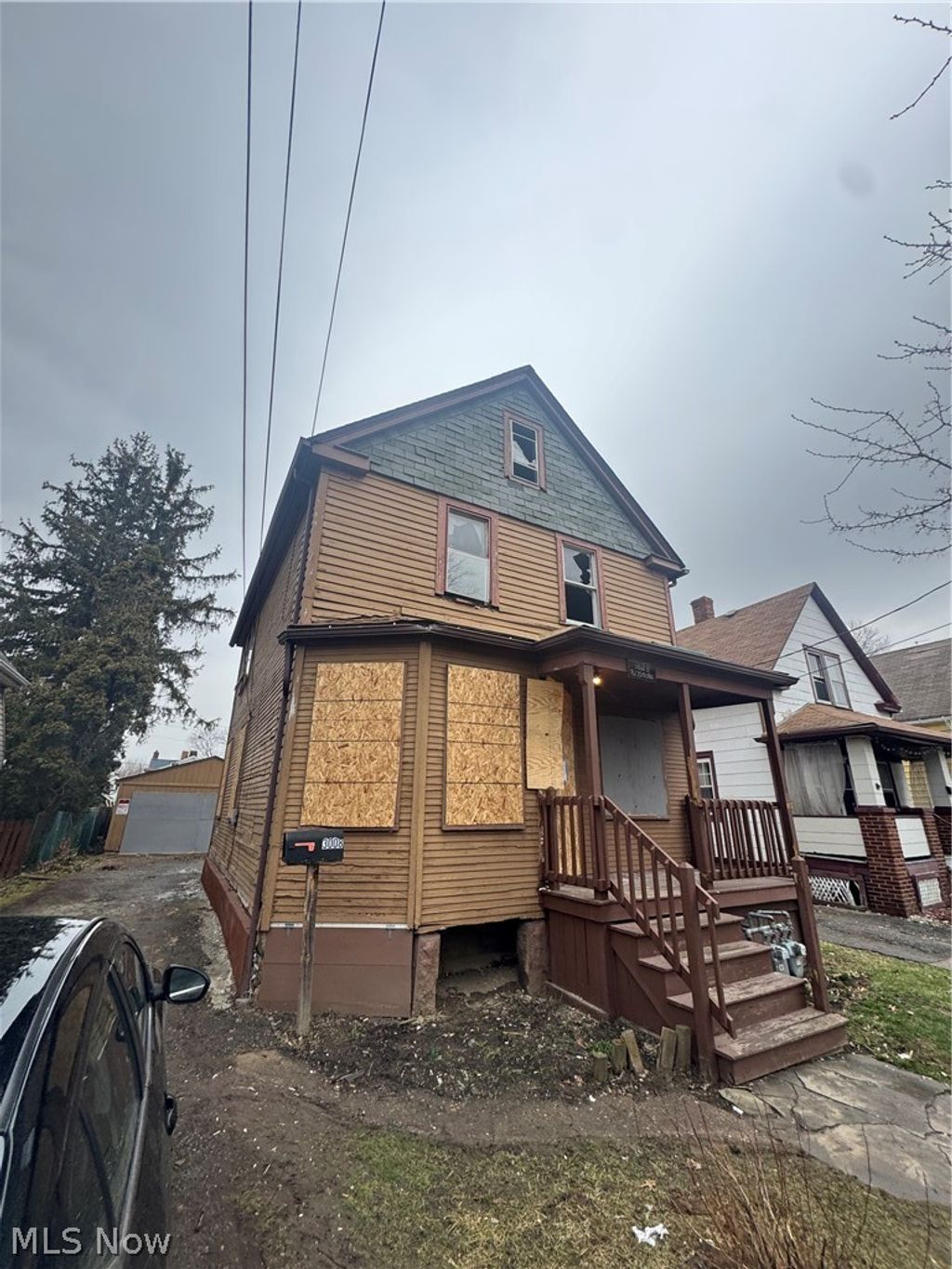 Photo of 3008 Roanoke Avenue, Cleveland, OH 44109 (MLS # 5205923)