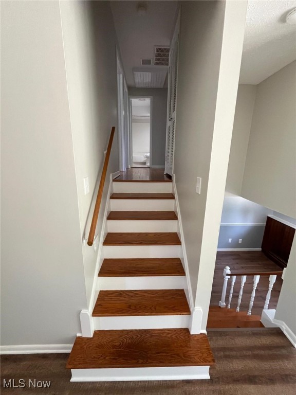 5135 Berkshire Drive, North Olmsted, Ohio image 21