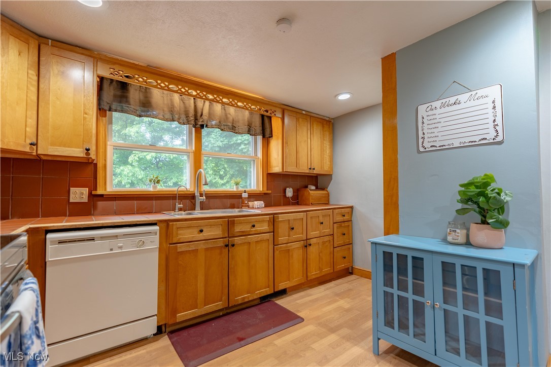 3796 Sweitzer Street, Uniontown, Ohio image 14