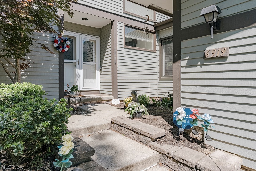 Windward Hills Condo - Residential