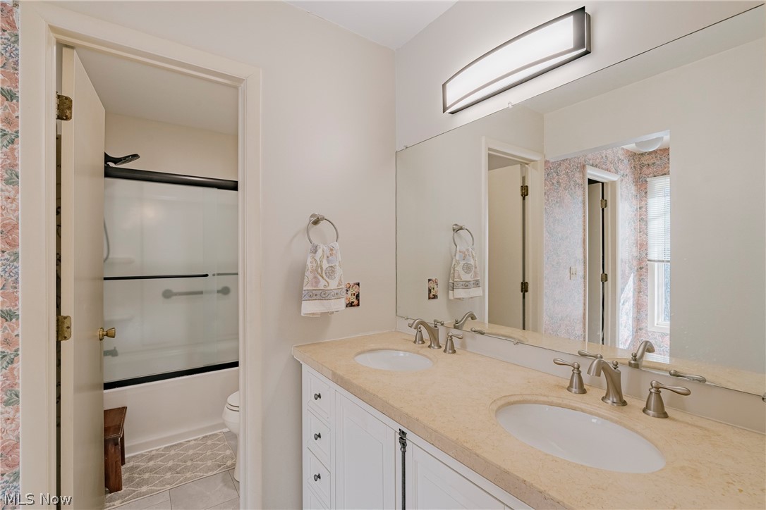 Windward Hills Condo - Residential
