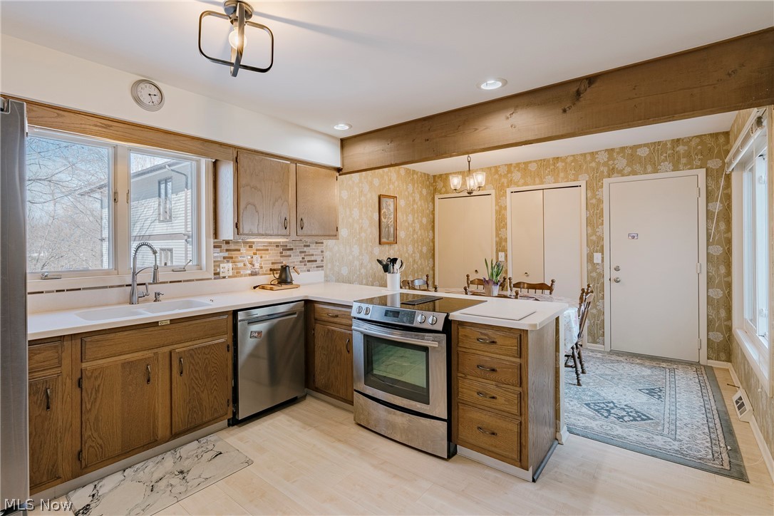 Windward Hills Condo - Residential