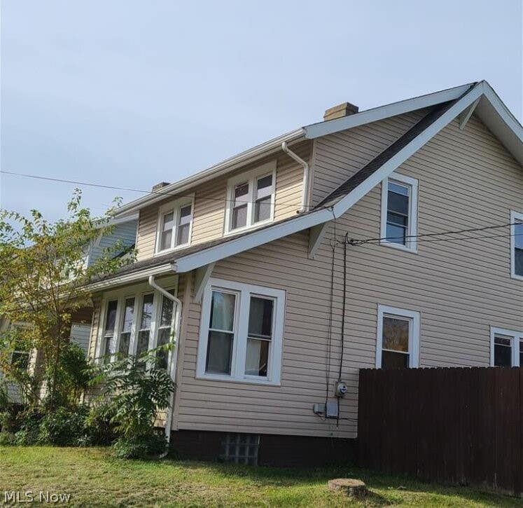 Photo of 1201 Maryland Avenue SW, Canton, OH 44710 (MLS # 5219949)