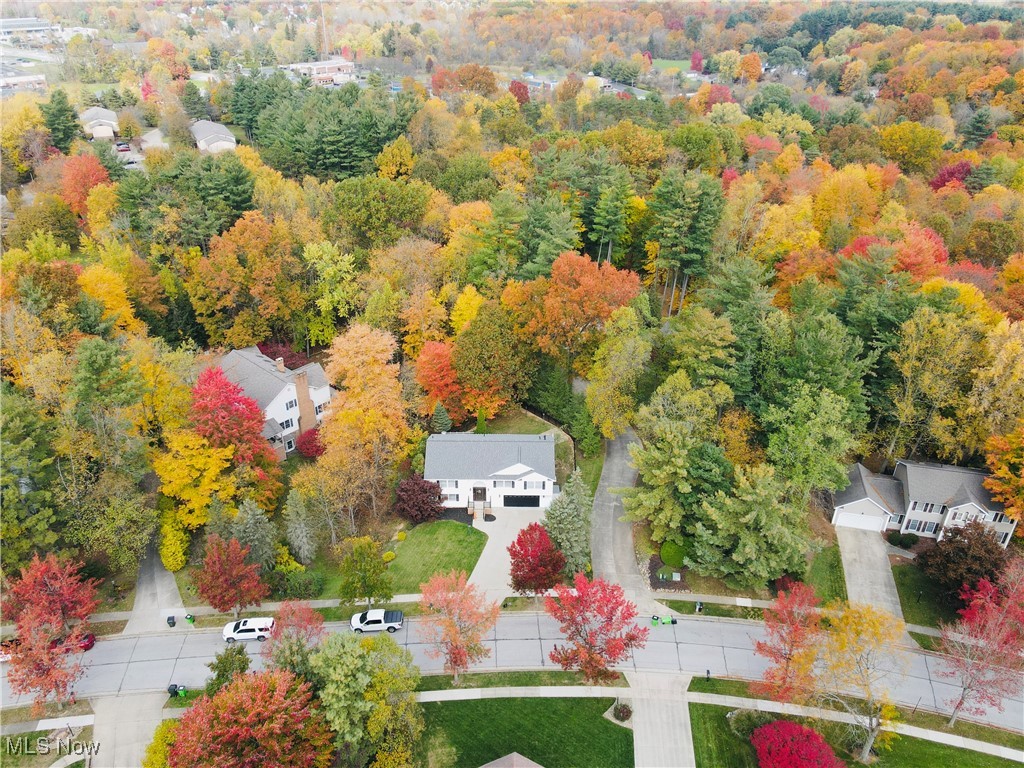 2989 Fox Burrow Drive, Stow, Ohio image 34