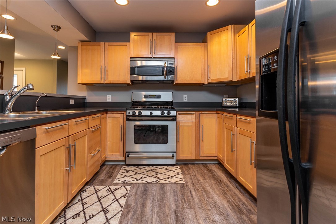 Chapman Grove Cluster Home Sub Ph 8 - Residential