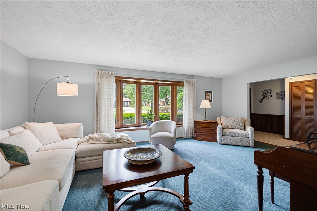 13760 Arrowhead Trail