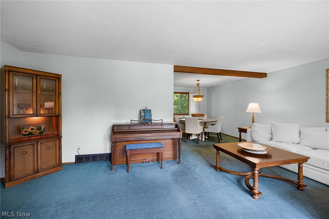 13760 Arrowhead Trail