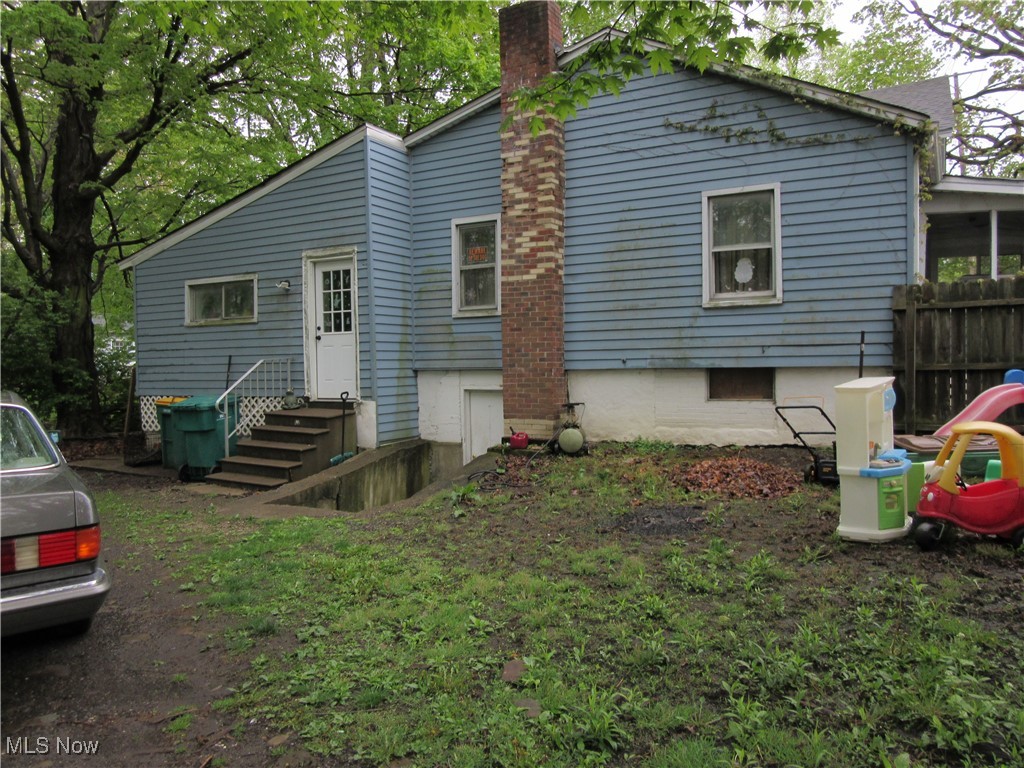 Madison, Ohio 44057, United States, 4 Bedrooms Bedrooms, ,2 BathroomsBathrooms,Residential,Active,123645