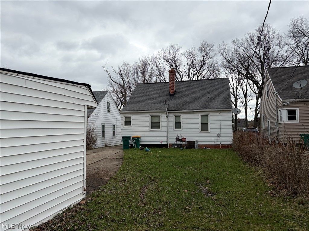 Photo of 14112 Krems Avenue, Maple Heights, OH 44137 (MLS # 5193242)