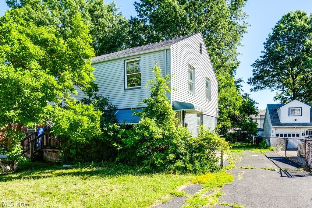 Photo of 1445 Sulzer Avenue, Euclid, OH 44132 (MLS # 5222411)