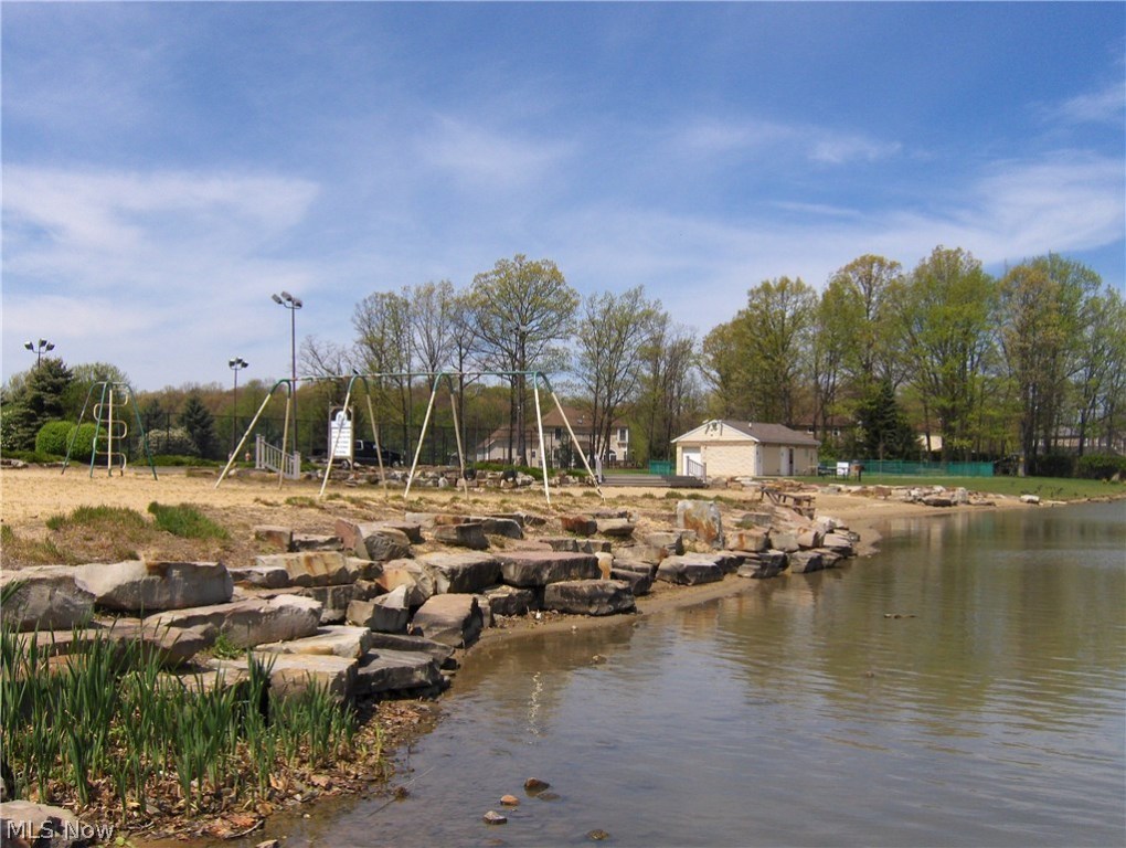 Aurora Shores - Residential