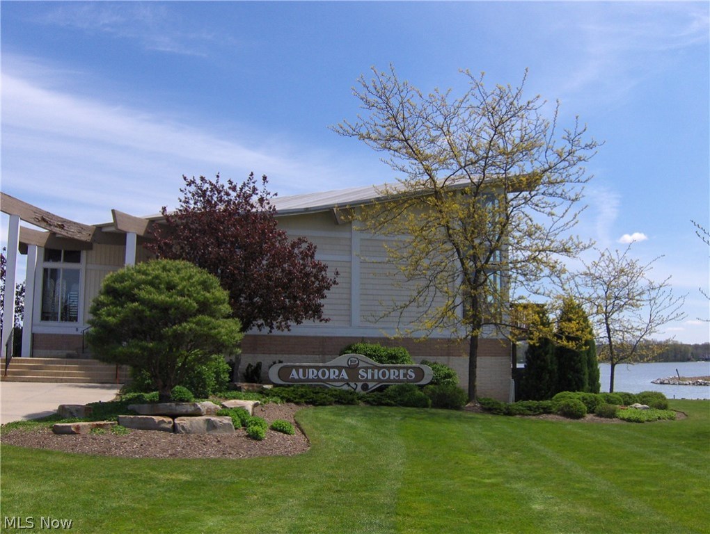 Aurora Shores - Residential