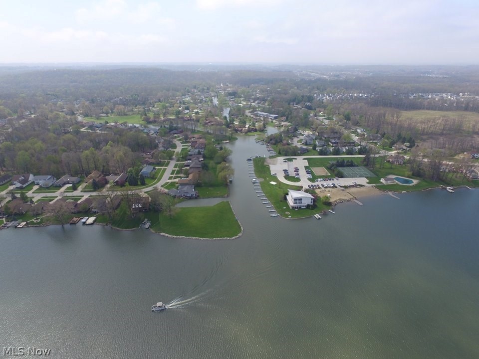 Aurora Shores - Residential