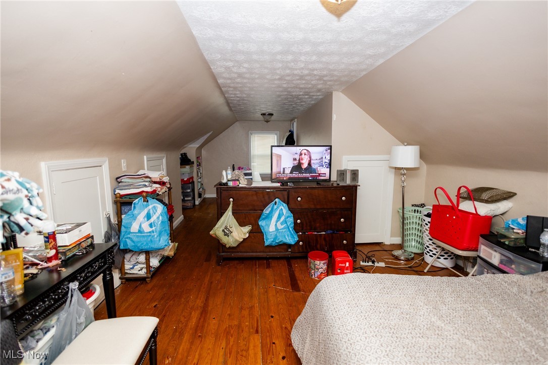 Bungalow 04 - Residential