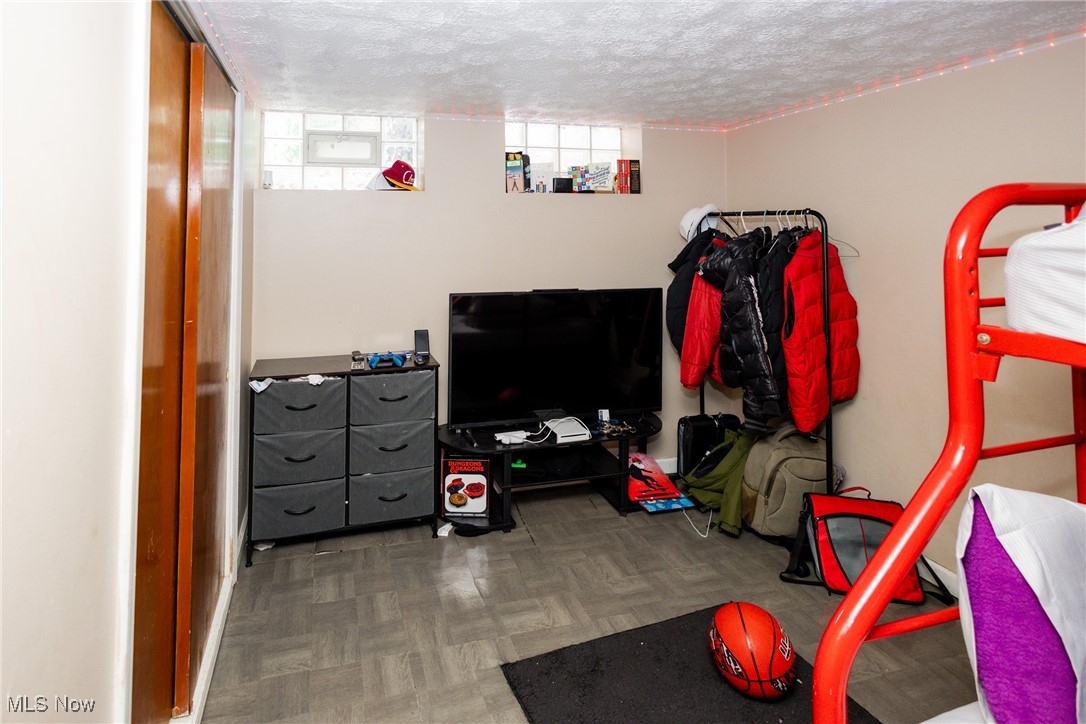 Bungalow 04 - Residential