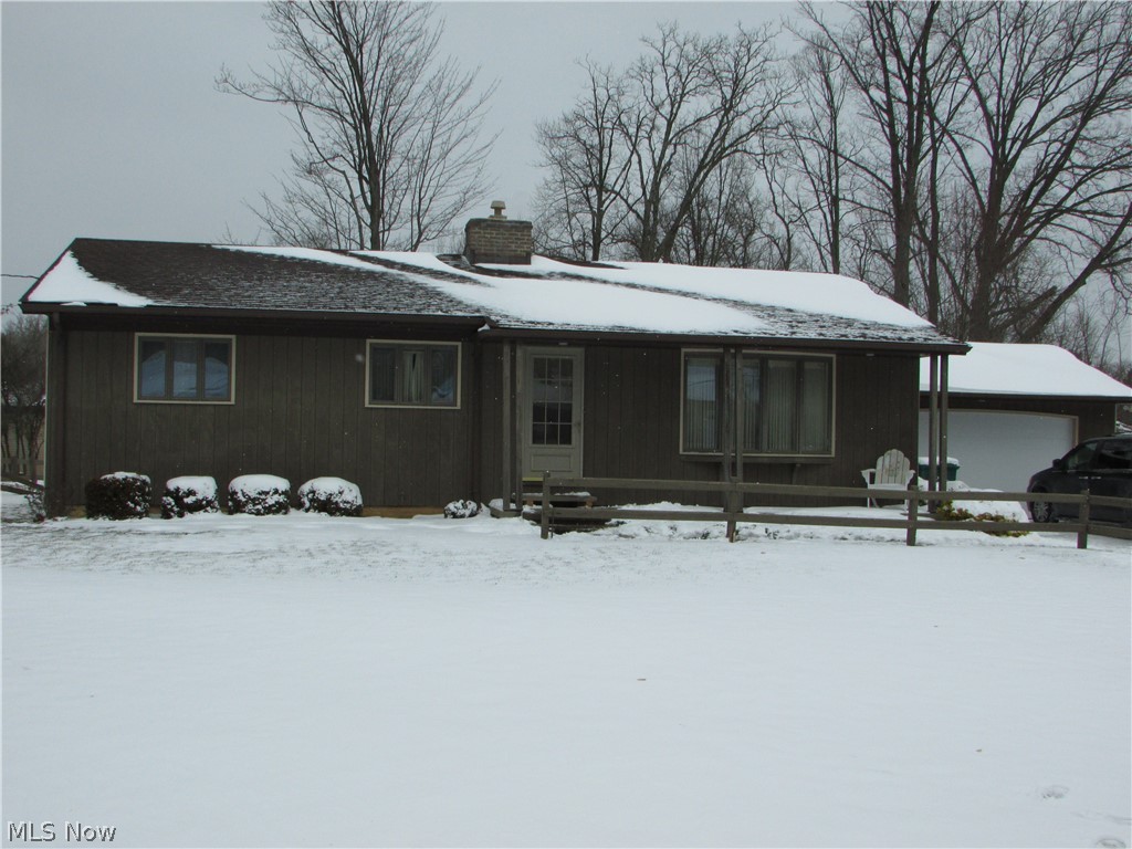 A lovely Seven Hills ranch with an over sized and attached 2 car garage. Add your touches to make this home yours. With 3 bedrooms and 2 full baths, this home features a finished basement with a large Rec/family room, a dining area, a nice yard, and much more. The roof is 2012.