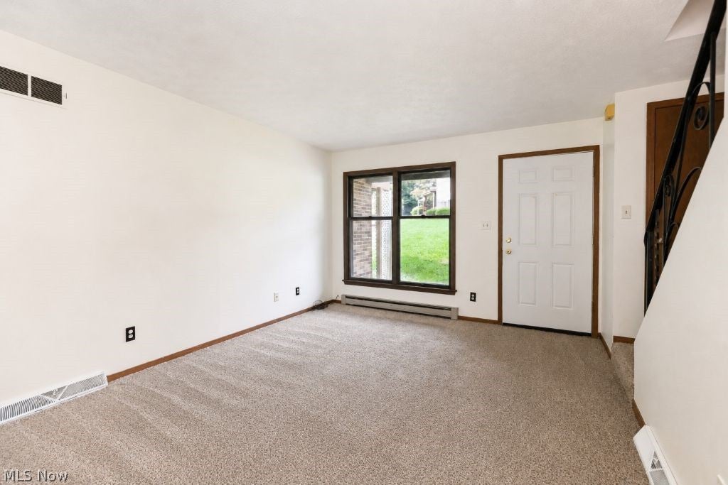 346 Greentree Place