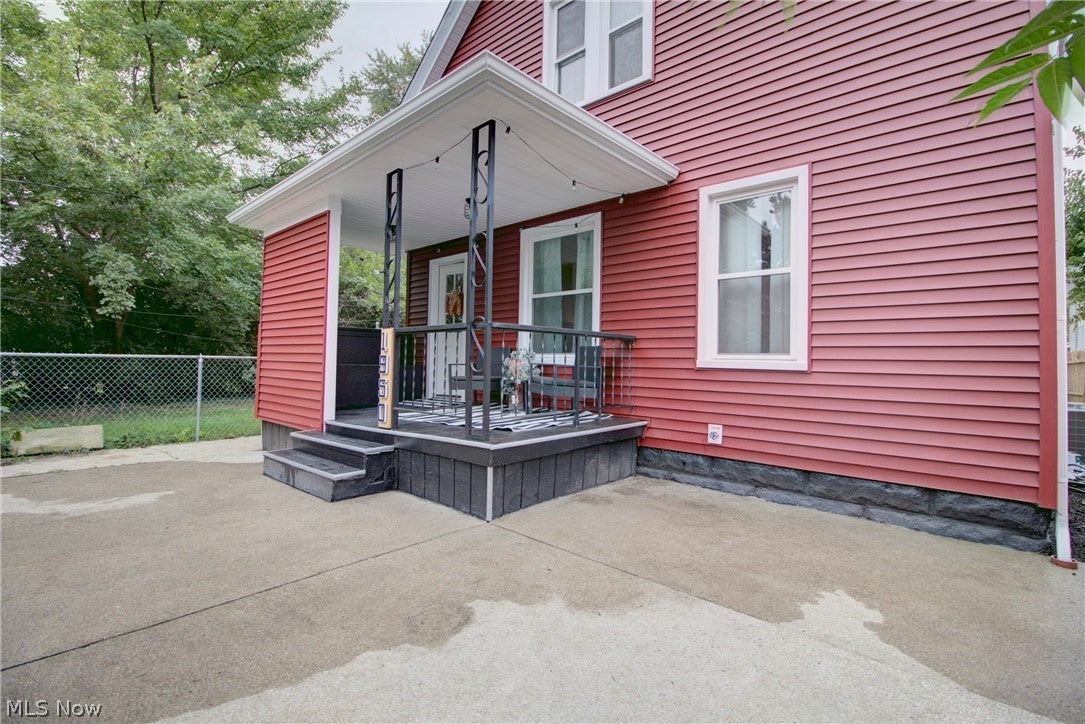 1950 W 50th Street