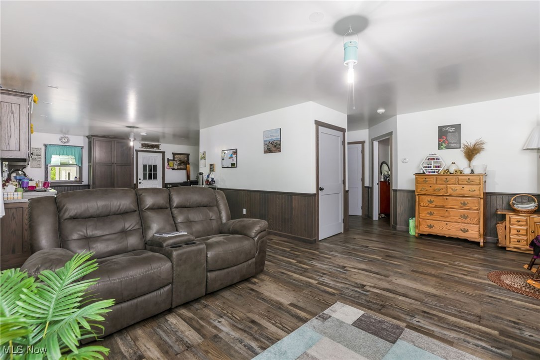 1150 Courtney Mccoy Road, Oak Hill, Ohio image 12