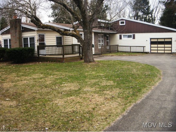 Nice one floor plan-level corner lot with mature trees-2 fire places-appears to have hardwood floors under carpet. Elem: Phillips Elementary School Elem/Bus: Y JrHigh: Marietta Middle School School JrHigh/Bus: Y High: Marietta High School High/Bus: Y Fire: VOL Police: SHF PossFreeGas: N ;SQFT=Fin L1:1559, Fin Above:1559, Fin Total:1559, Unfin Above:0, Unfin Total:Y;GAR= 1 Car Carport