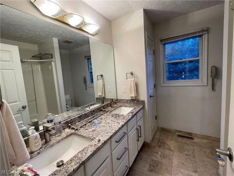 Tiny photo for 19956 Colleen Court, Strongsville, OH 44149 (MLS # 5240464)