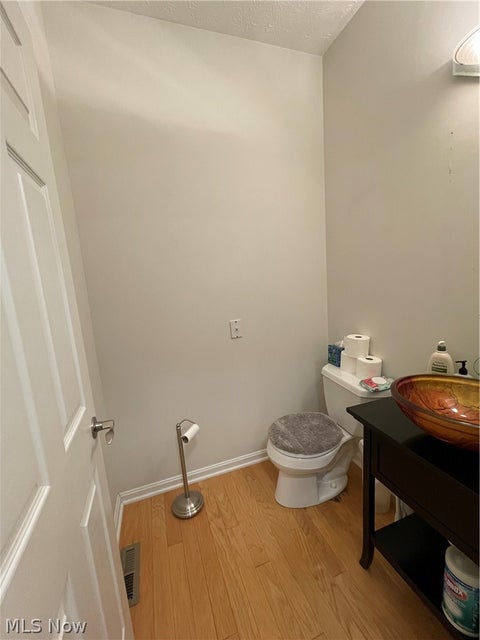 Tiny photo for 19956 Colleen Court, Strongsville, OH 44149 (MLS # 5240464)
