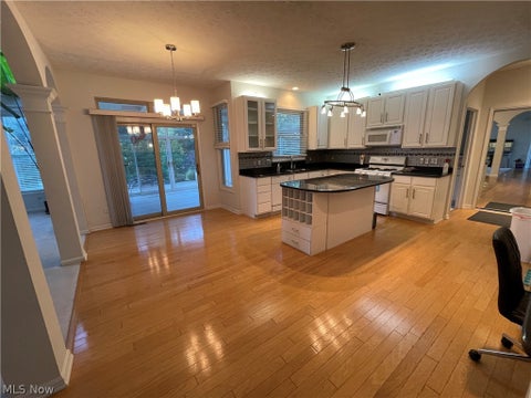 Tiny photo for 19956 Colleen Court, Strongsville, OH 44149 (MLS # 5240464)