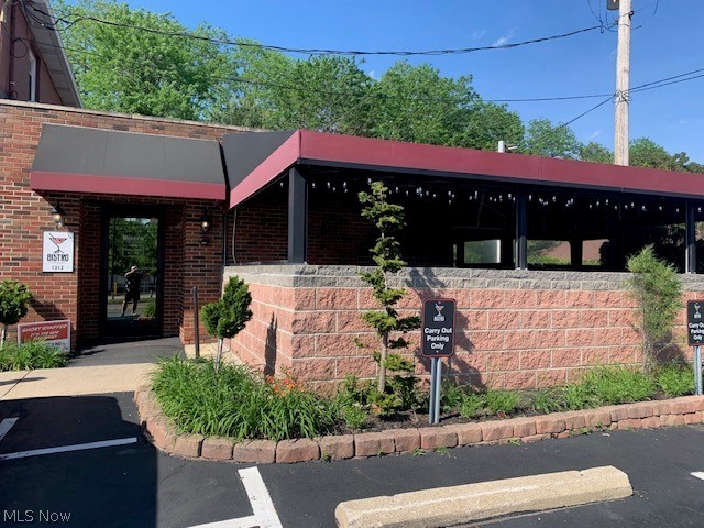 Missimi Pine Tree Estate - Commercial Sale