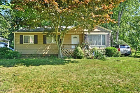 Photo for 910 W 3rd Street