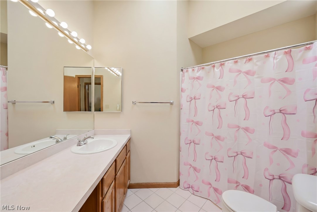Huntington Rdg Condos - Residential