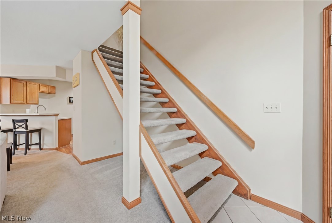 Huntington Rdg Condos - Residential