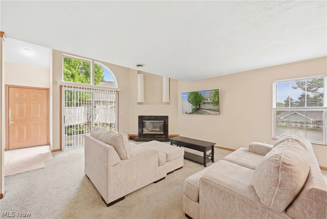 Huntington Rdg Condos - Residential