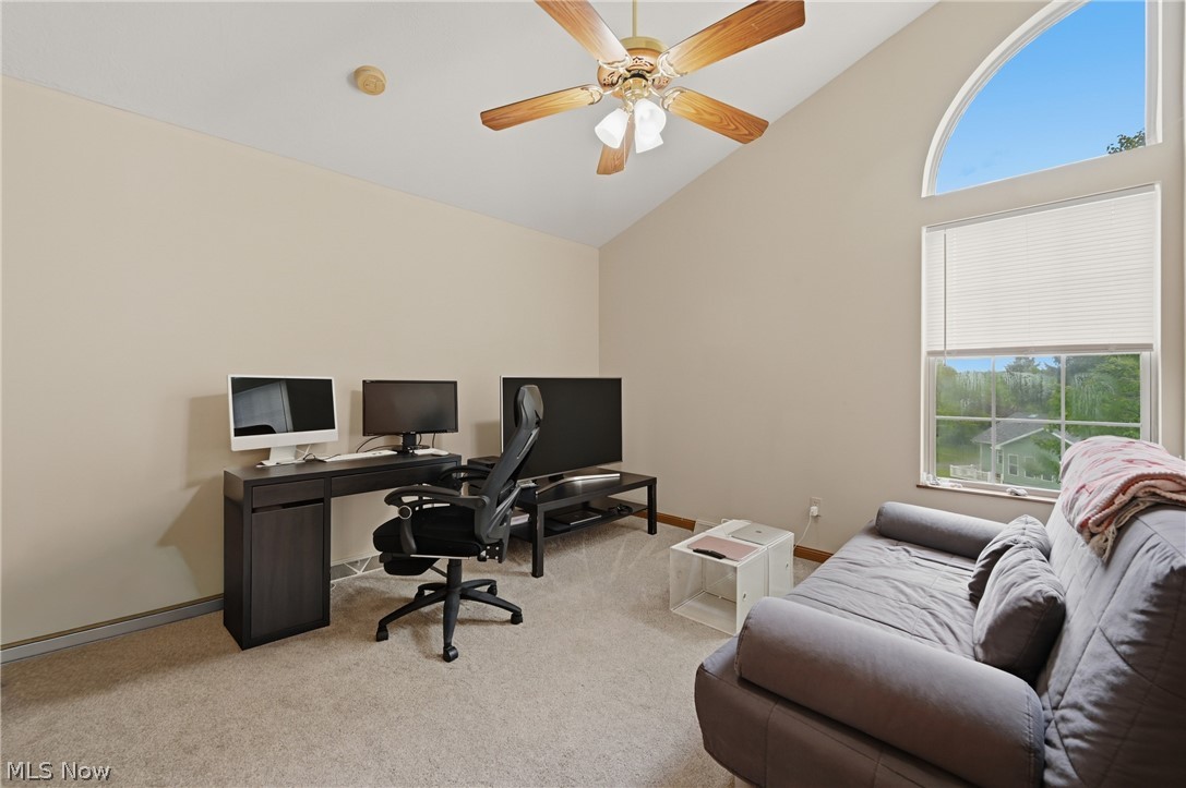Huntington Rdg Condos - Residential