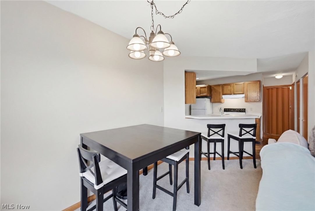Huntington Rdg Condos - Residential