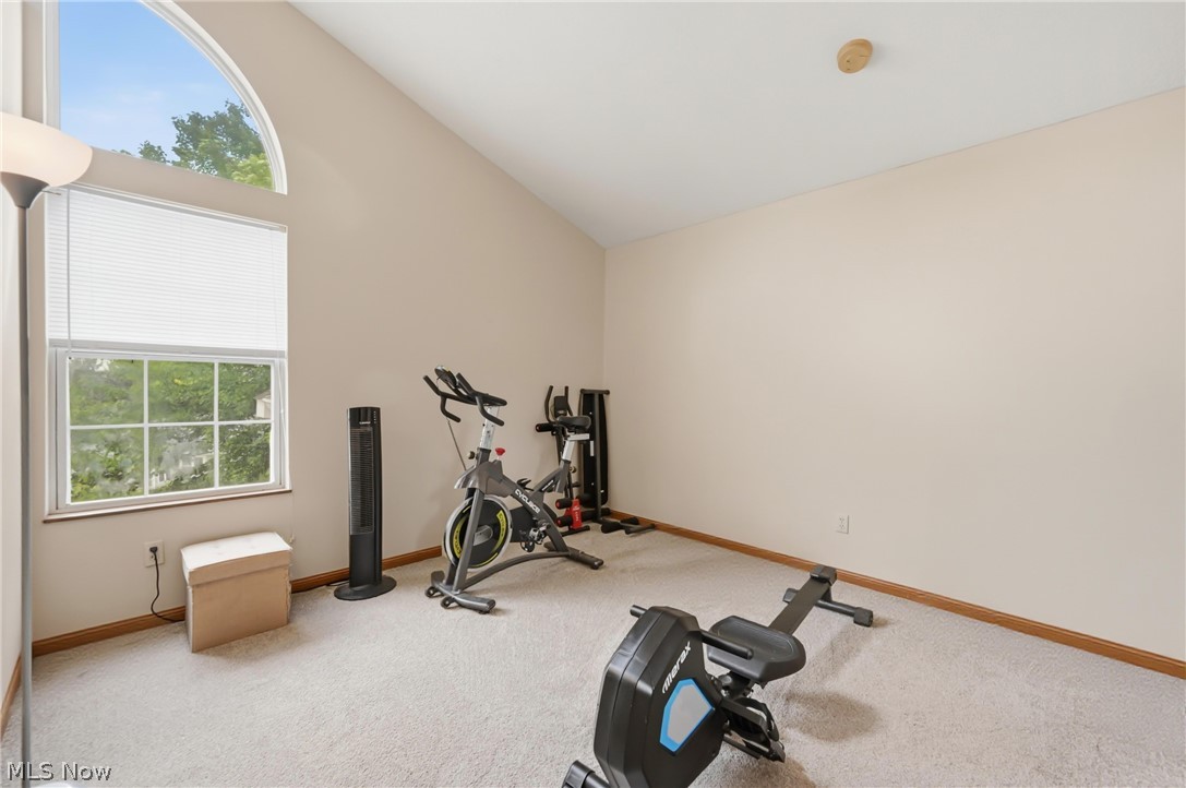 Huntington Rdg Condos - Residential
