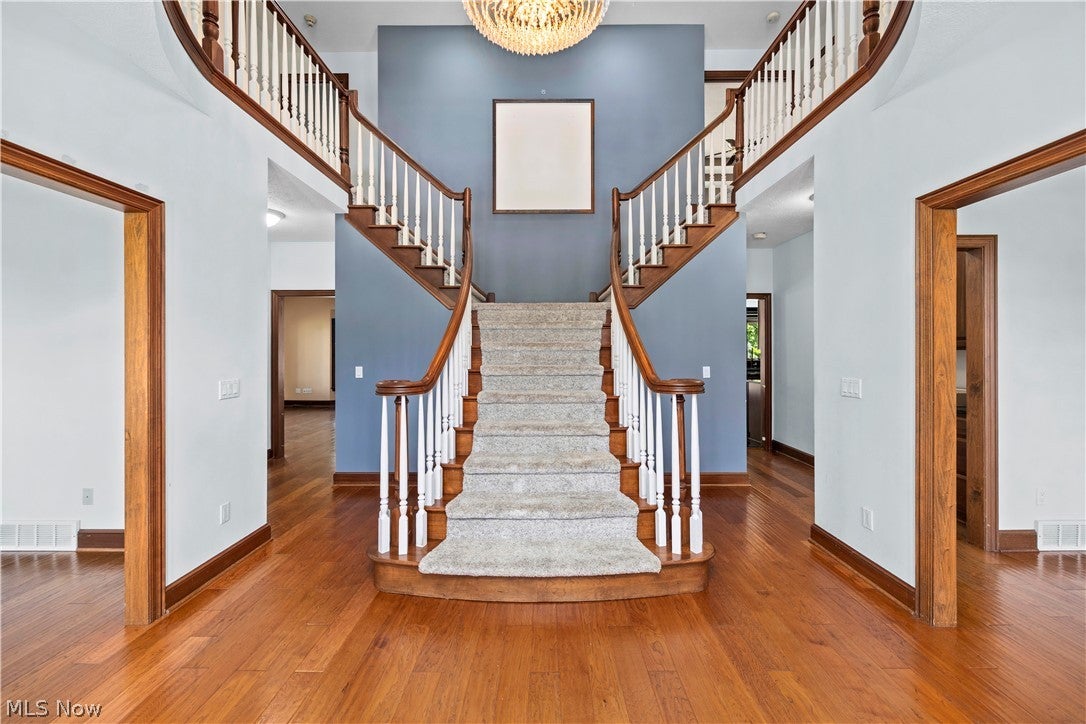 6232 Oak Point