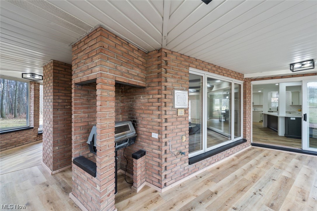 Woods/Brecksville Condo - Residential