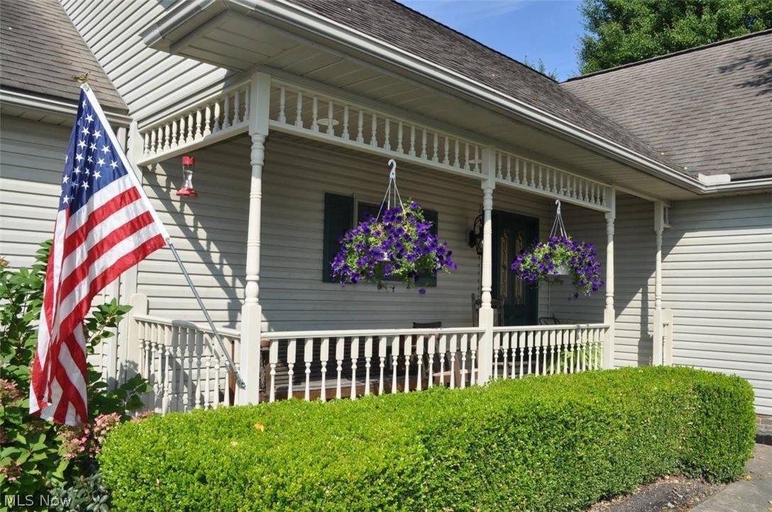 Whispering Winds - Residential