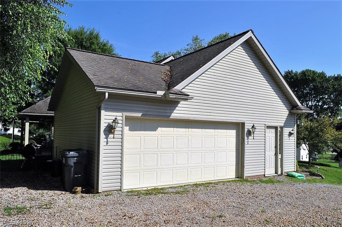 Whispering Winds - Residential